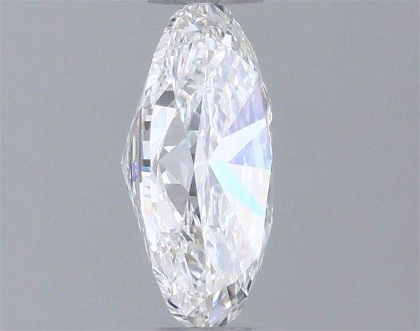 Oval Lab-Grown Diamond image