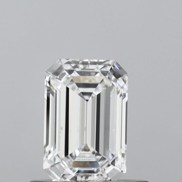Emerald Lab-Grown Diamond image