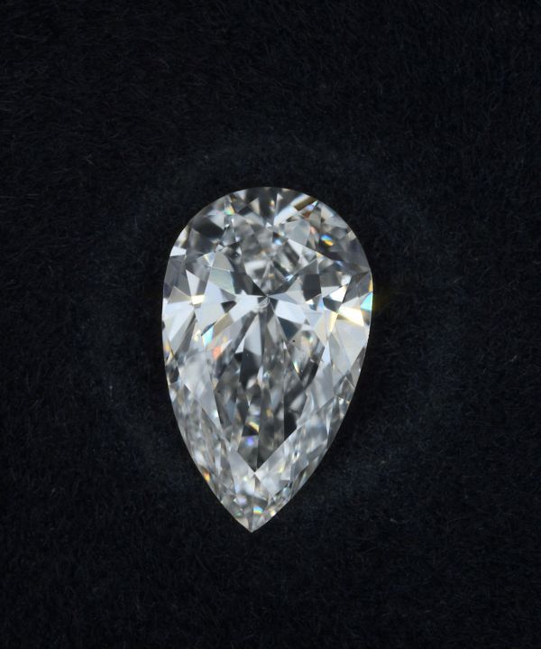 Pear Lab-Grown Diamond image