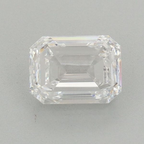 Emerald Lab-Grown Diamond image