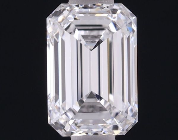 Emerald Lab-Grown Diamond image