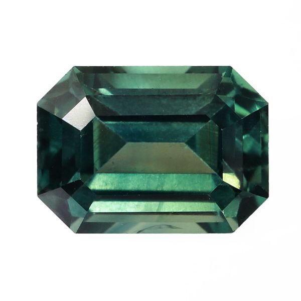 Emerald Gemstone image