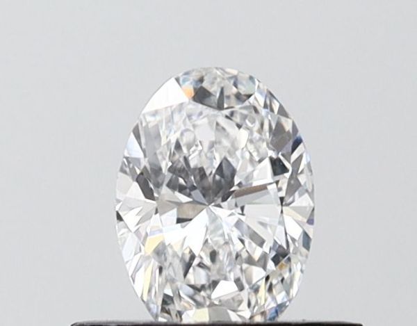 Oval Lab-Grown Diamond image