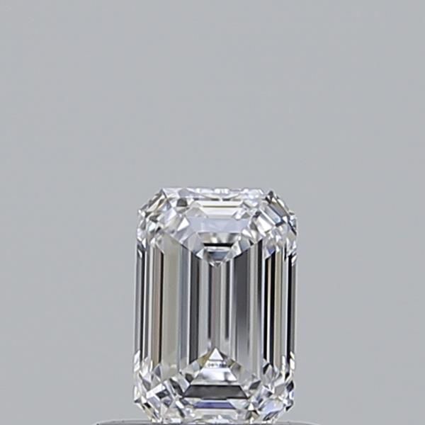 Emerald Lab-Grown Diamond image