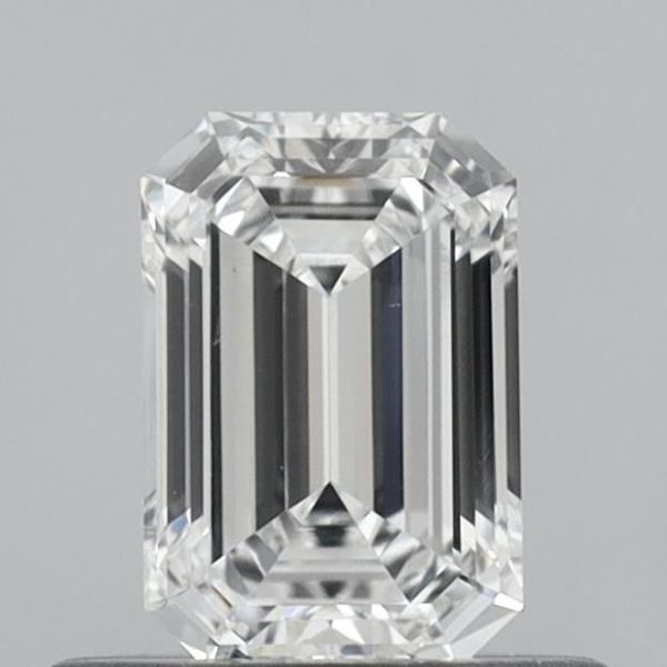 Emerald Lab-Grown Diamond image