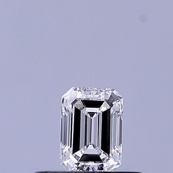 Emerald Lab-Grown Diamond image