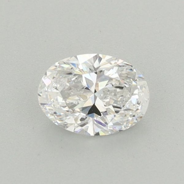 Oval Lab-Grown Diamond image