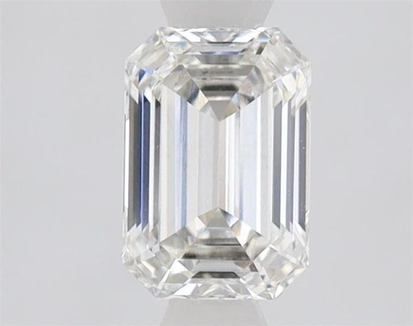 Emerald Lab-Grown Diamond image