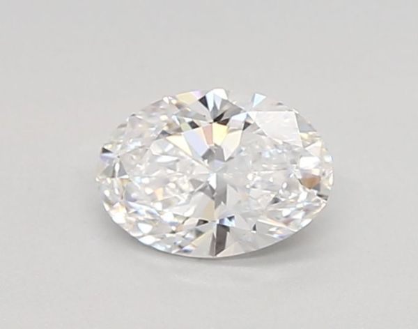 Oval Lab-Grown Diamond image