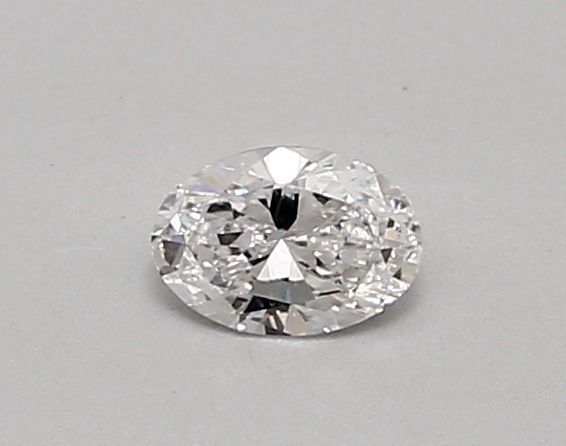 Oval Lab-Grown Diamond image