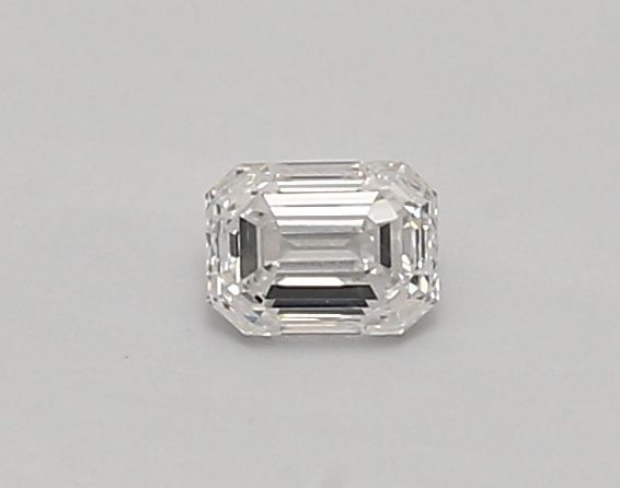 Emerald Lab-Grown Diamond image