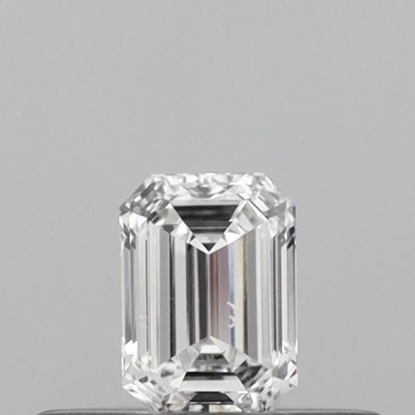 Emerald Lab-Grown Diamond image