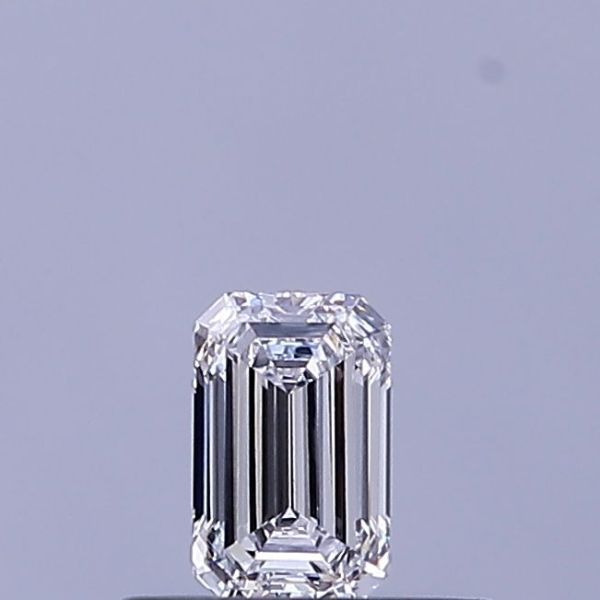 Emerald Lab-Grown Diamond image