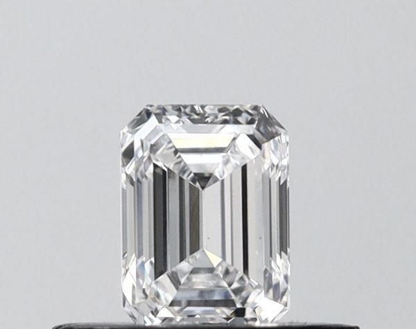 Emerald Lab-Grown Diamond image