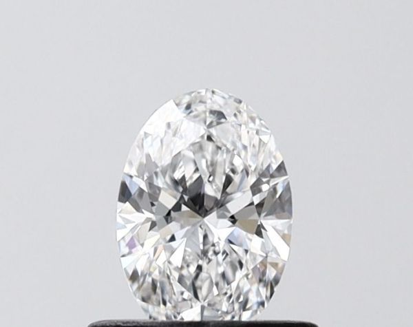 Oval Lab-Grown Diamond image