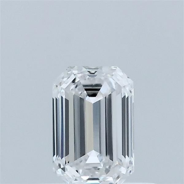 Emerald Lab-Grown Diamond image