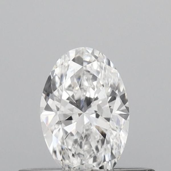 Oval Lab-Grown Diamond image