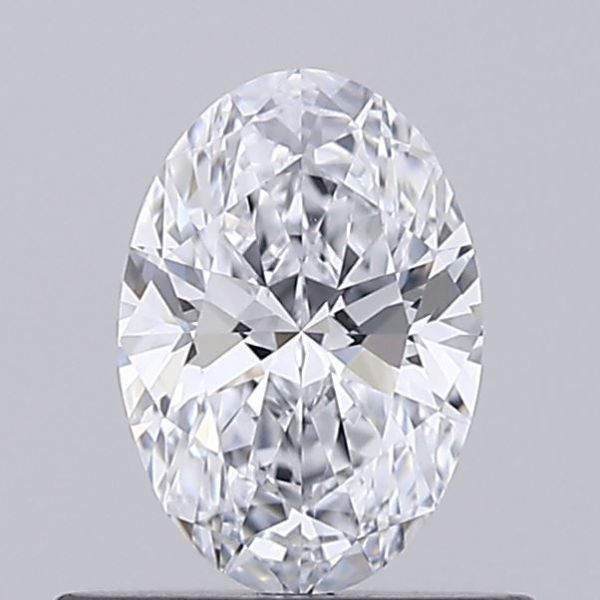 Oval Lab-Grown Diamond image