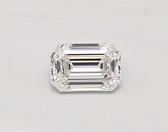 Emerald Lab-Grown Diamond image