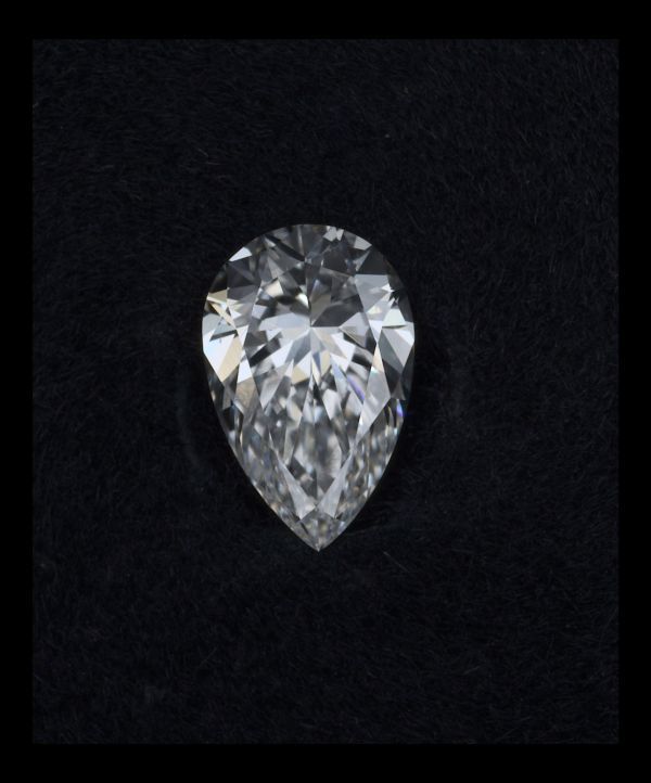 Pear Lab-Grown Diamond image