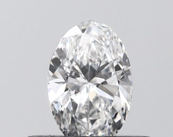 Oval Lab-Grown Diamond image