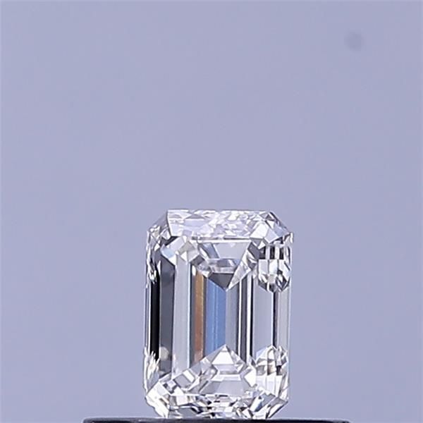 Emerald Lab-Grown Diamond image