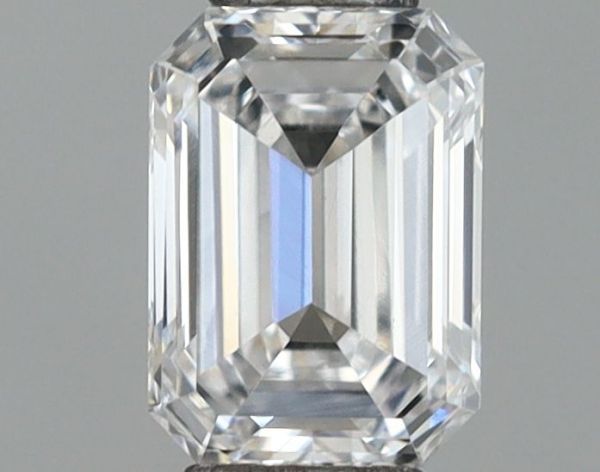 Emerald Lab-Grown Diamond image