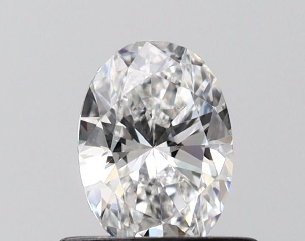 Oval Lab-Grown Diamond image