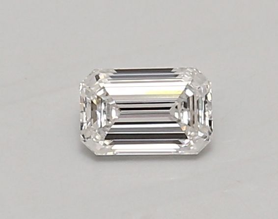 Emerald Lab-Grown Diamond image
