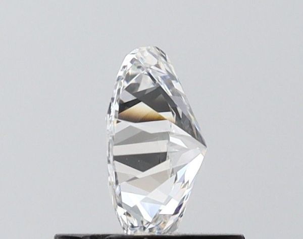 Oval Lab-Grown Diamond image