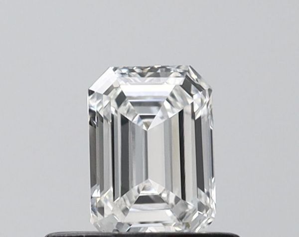 Emerald Lab-Grown Diamond image
