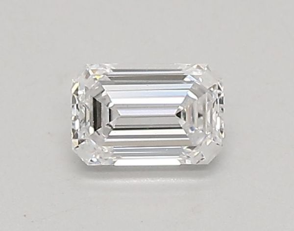 Emerald Lab-Grown Diamond image