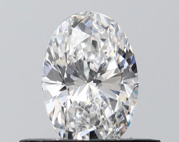 Oval Lab-Grown Diamond image