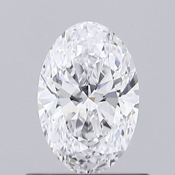 Oval Lab-Grown Diamond image
