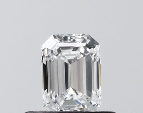 Emerald Lab-Grown Diamond image