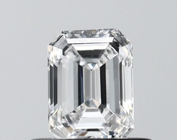Emerald Lab-Grown Diamond image