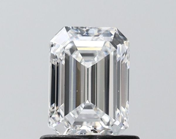 Emerald Lab-Grown Diamond image