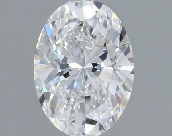 Oval Lab-Grown Diamond image