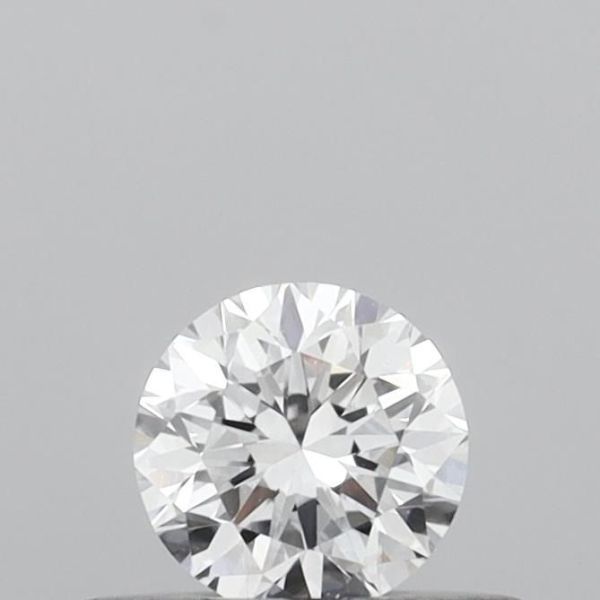 Round Lab-Grown Diamond image