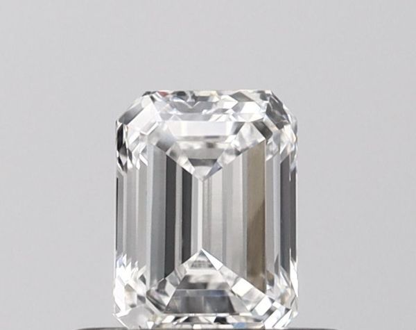 Emerald Lab-Grown Diamond image