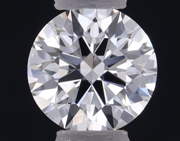 Round Lab-Grown Diamond image