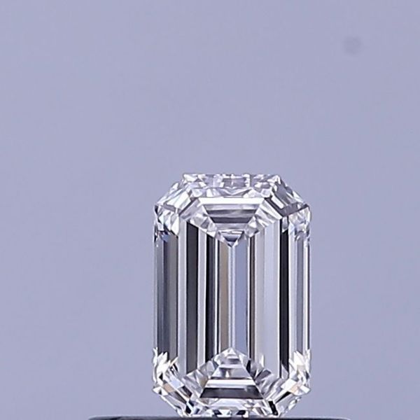 Emerald Lab-Grown Diamond image