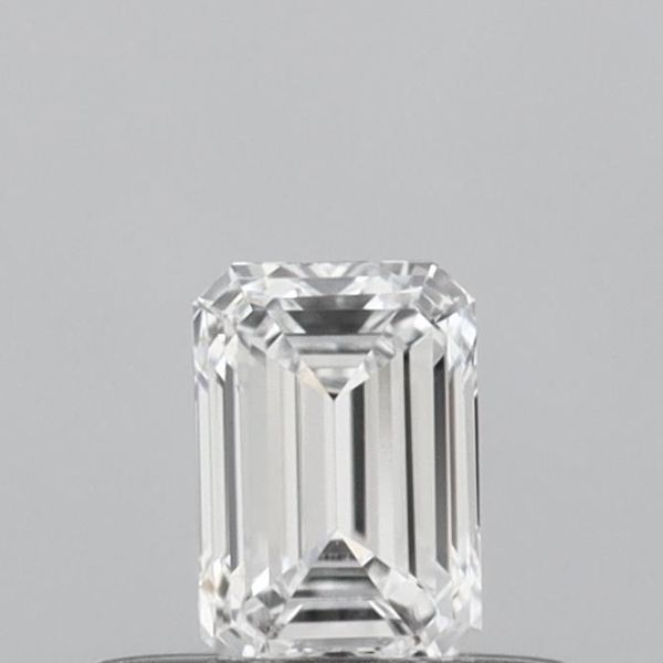 Emerald Lab-Grown Diamond image
