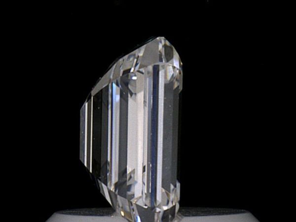 Emerald Diamond image