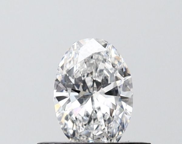 Oval Lab-Grown Diamond image