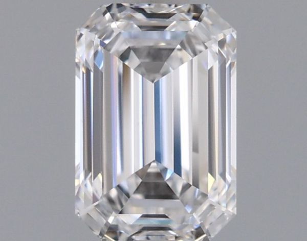 Emerald Lab-Grown Diamond image