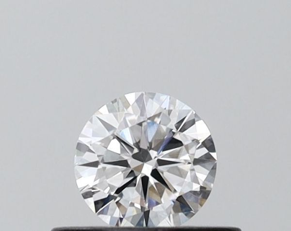 Round Lab-Grown Diamond image