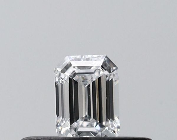 Emerald Lab-Grown Diamond image