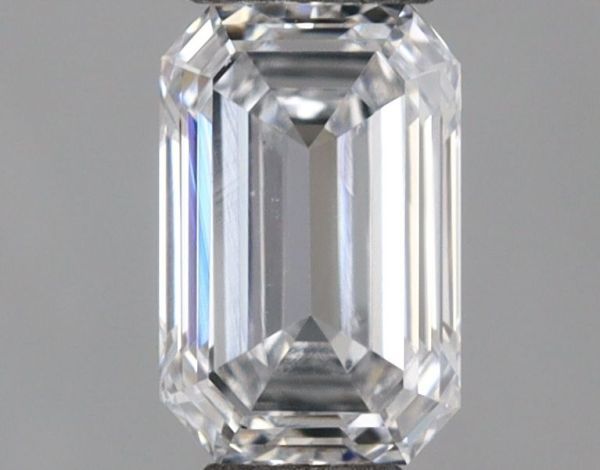 Emerald Lab-Grown Diamond image