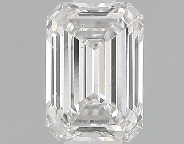Emerald Lab-Grown Diamond image